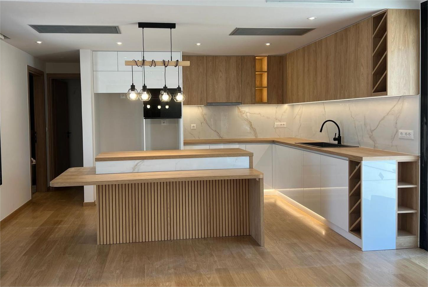 kitchen site front